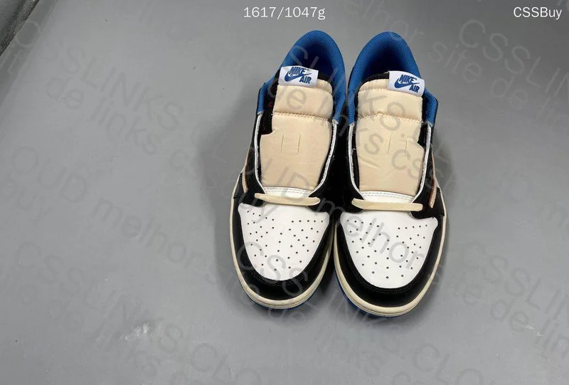 JORDAN 1 TRAVIS