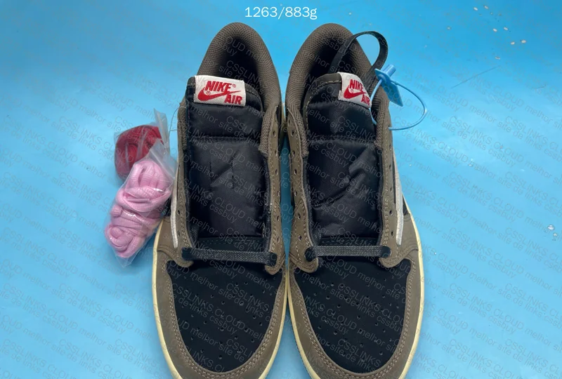Jordan 1 travis