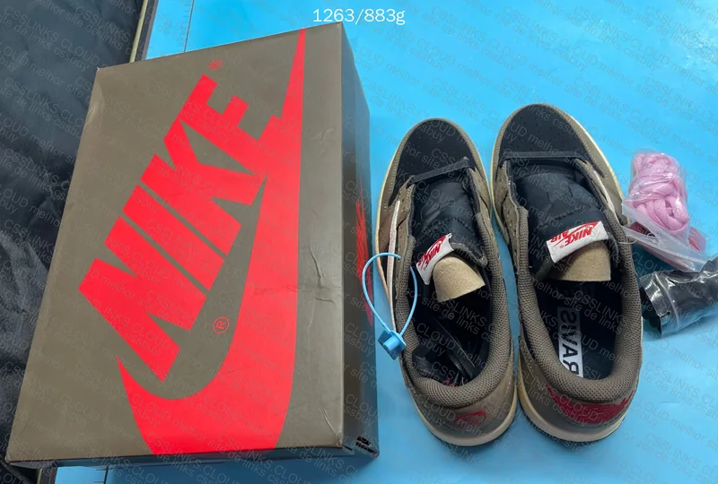 Jordan 1 travis 10