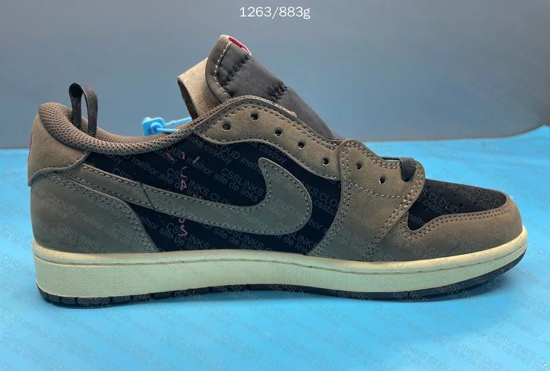 Jordan 1 travis 9