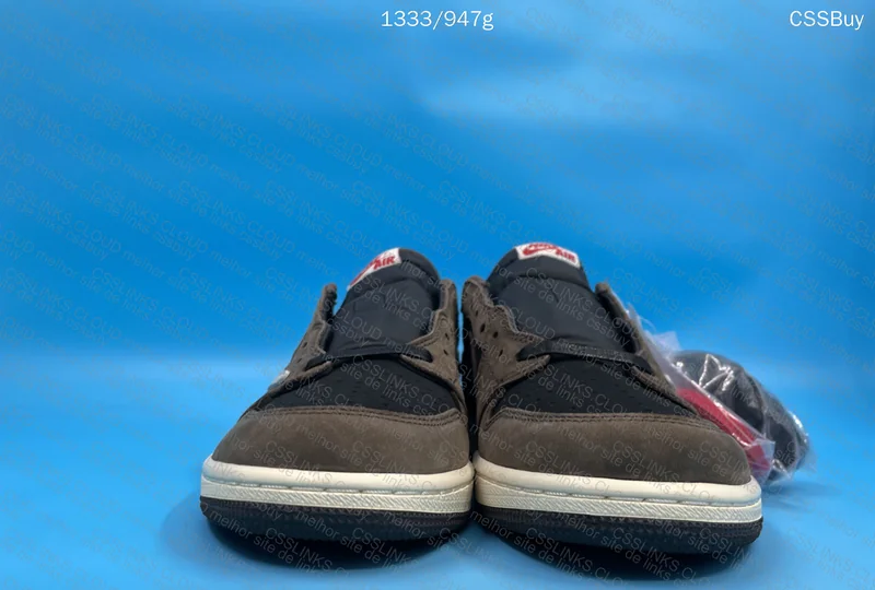 Jordan 1 Travis Dark Mocha 2