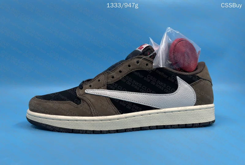 Jordan 1 Travis Dark Mocha 5