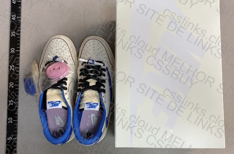 Jordan 1 travis fragment