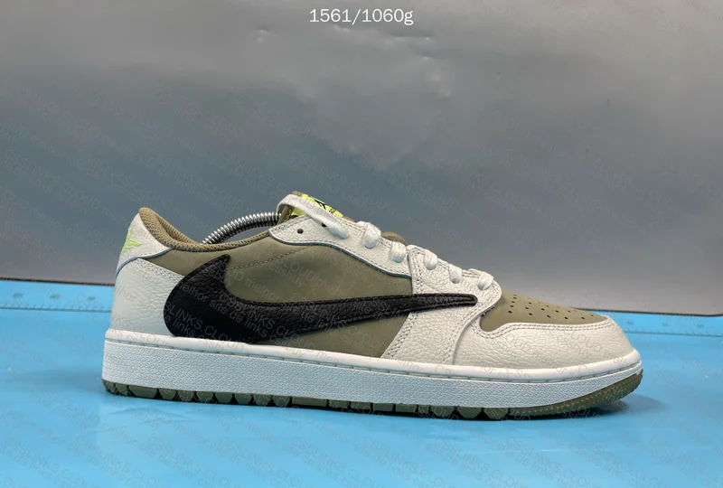 Jordan 1 Travis - Golf 6