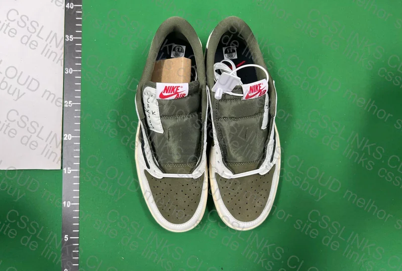 Jordan 1 Travis Medium Olive 2
