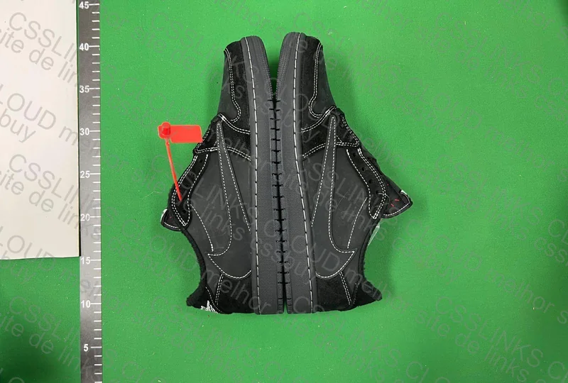 Jordan 1 Travis Scott Black Phantom 5