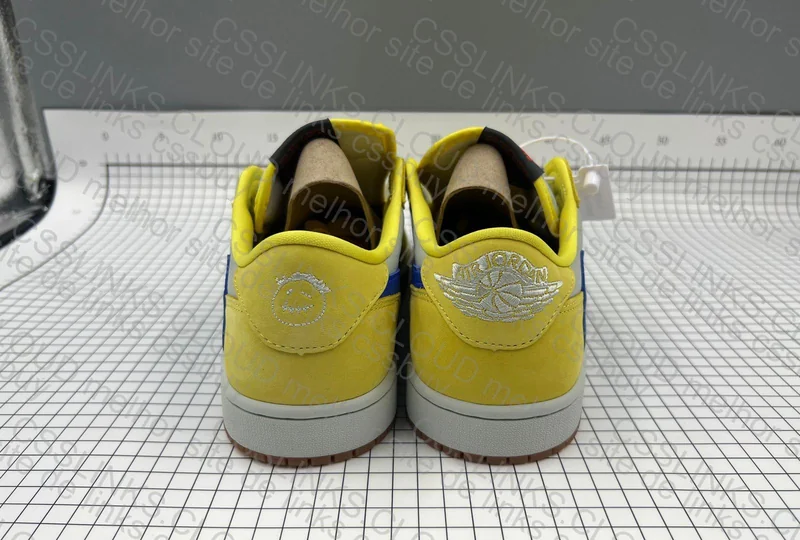 Jordan 1 Travis Scott Canary 4