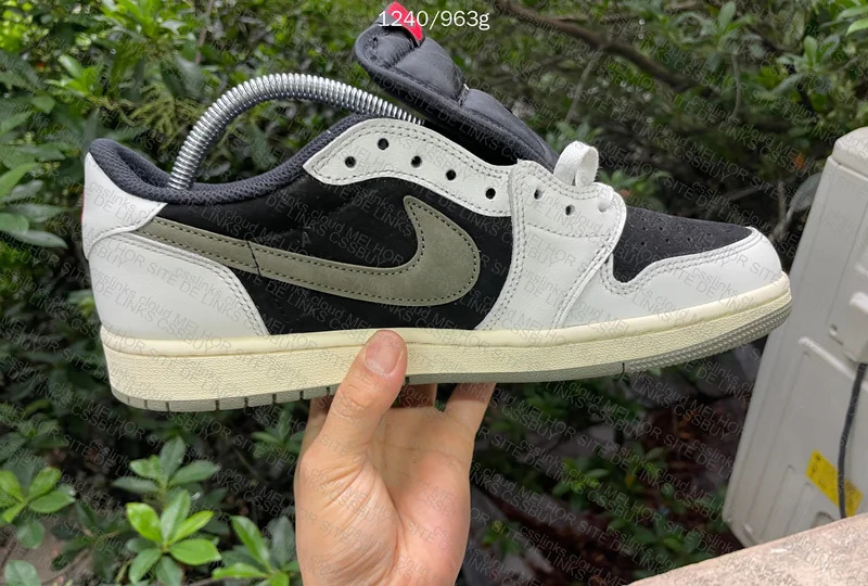 Jordan 1 Travis Scott Fragment, Mocha, Olive ¥140 [Chinese Leather] 2