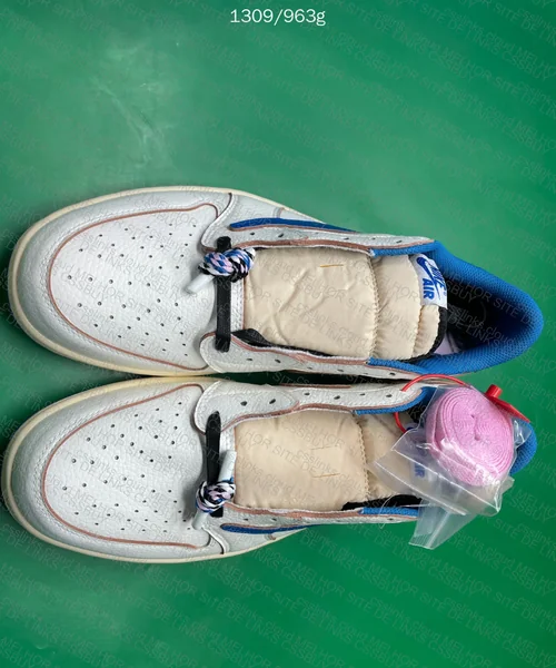 jordan 1 travis scott fragments 2.0 6