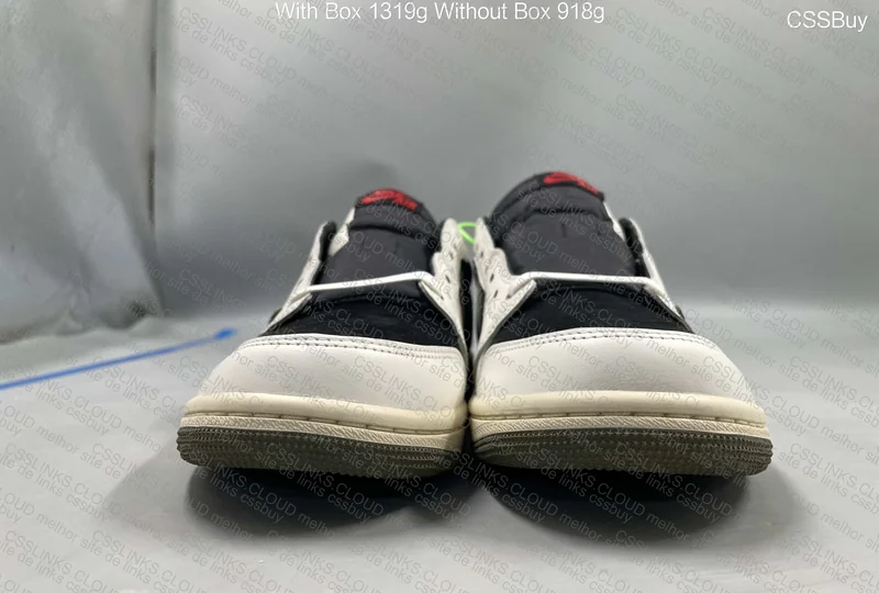 Jordan 1 Travis scott olive 2