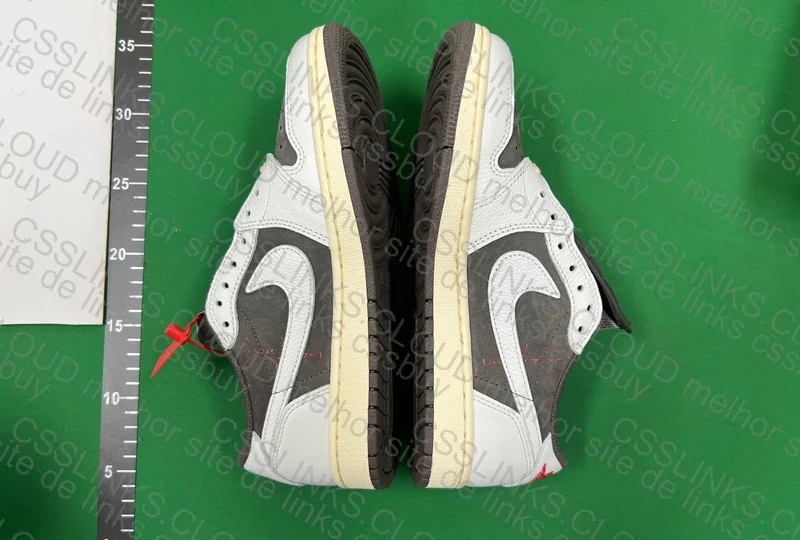 Jordan 1 Travis Scott Reverse Mocha