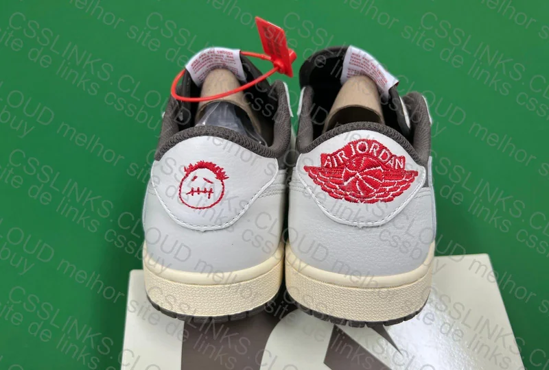 Jordan 1 Travis Scott Reverse Mocha 2