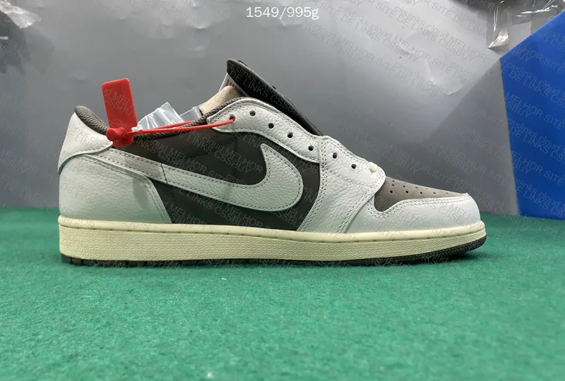 jordan 1 travis scott reverse mocha 4
