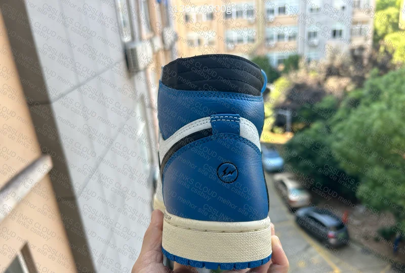 Jordan 1 Travis Scott X Fragment High 8