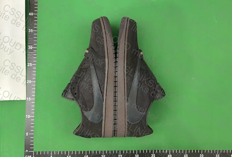 Jordan 1 Travis Velvet Brown 5