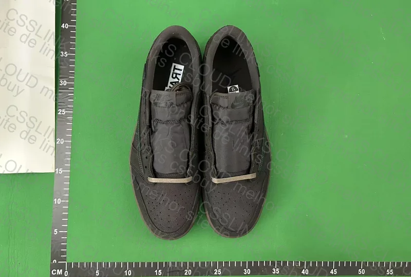 Jordan 1 Travis Velvet Brown 6