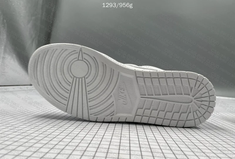 Jordan 1 Triple White GL? 3