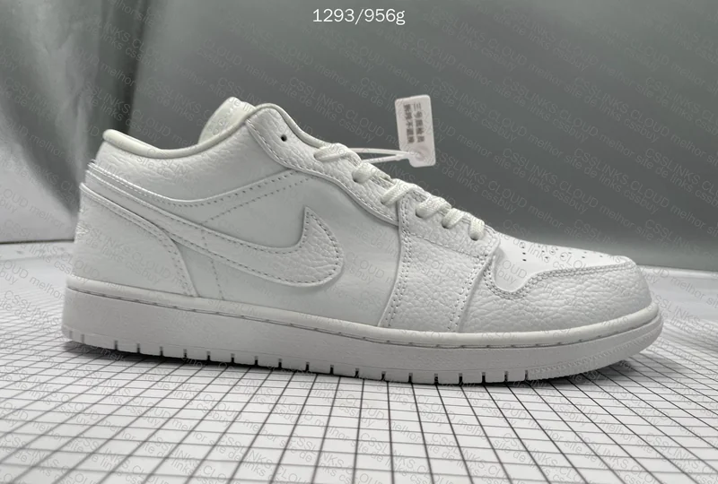 Jordan 1 Triple White GL? 9