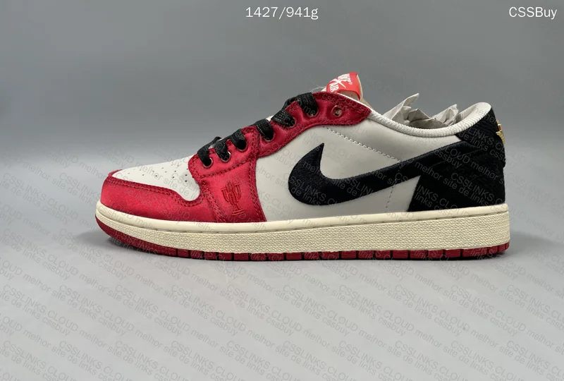 Jordan 1 Trophy Room - VT 3