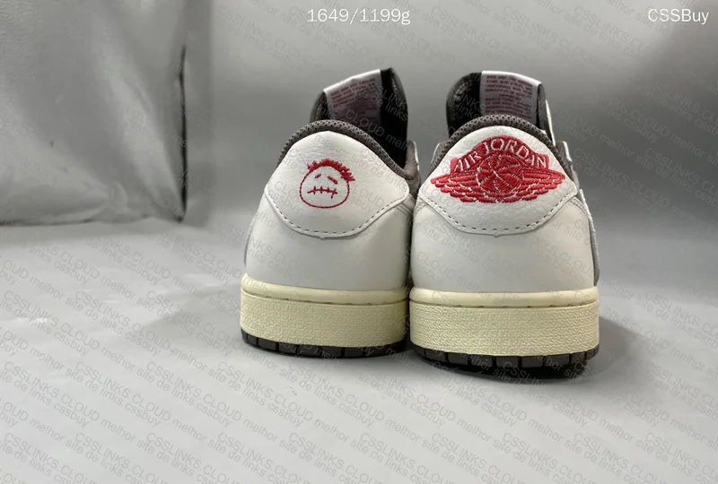 Jordan 1 TS Reverse Mocha 4