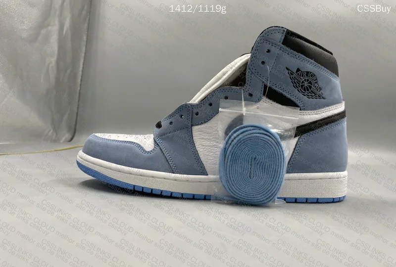 Jordan 1 UNC 4