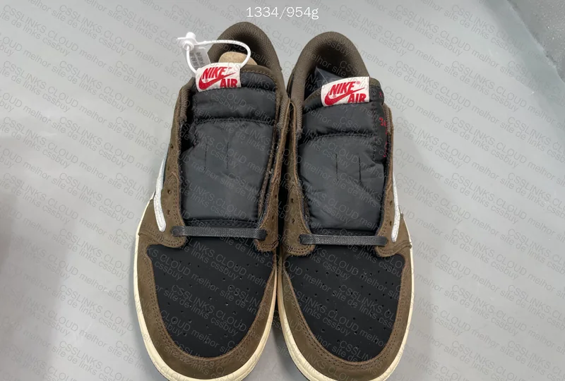 Jordan 1 x Travis Scott Low Mocha
