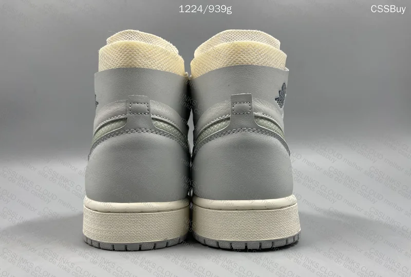 Jordan 1 - Zoom Comfort London 4