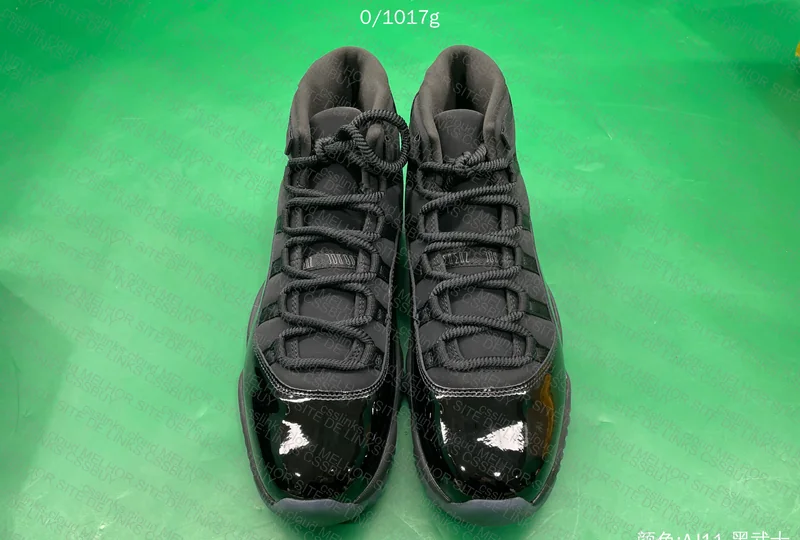JORDAN 11 CAP AND GOWN 4