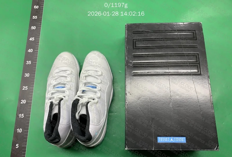 Jordan 11 Legend