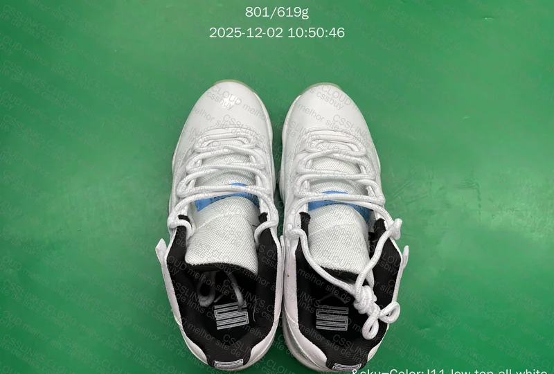 Jordan 11 low retro legend blue 2