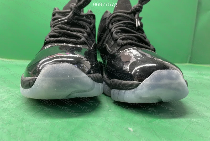 Jordan 11 Black 2