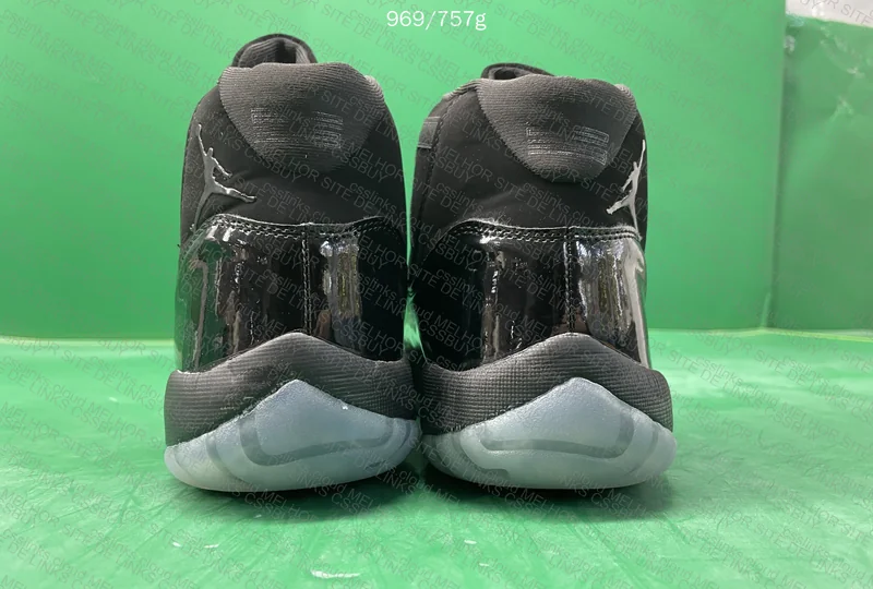 Jordan 11 Black 4