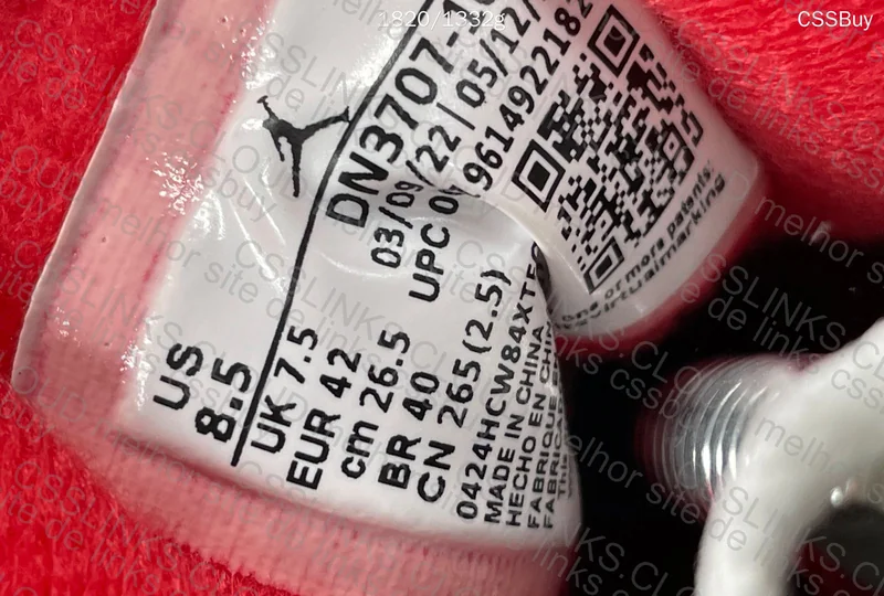 Jordan 3 Fire Red 4