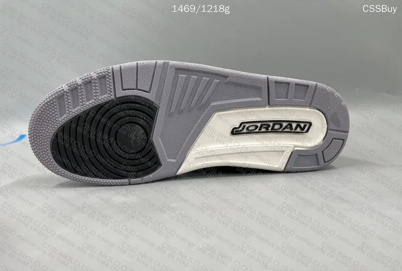 Jordan 3 Off-noir 9