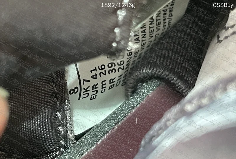 Jordan 4 “A Ma Maniere” 6