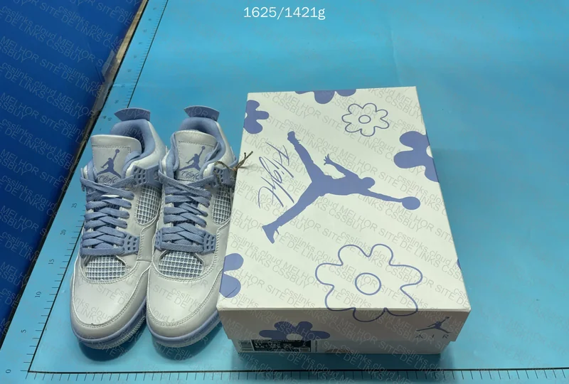 Jordan 4 | Alumine | Forget Me Not 10