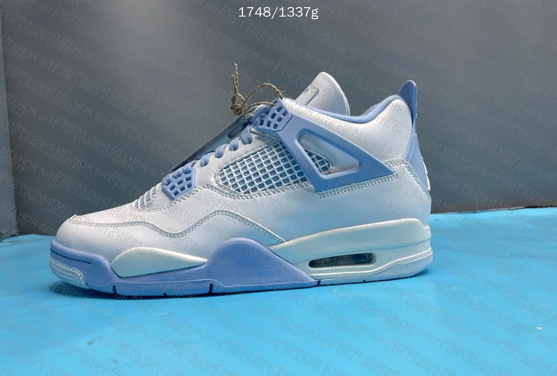 Jordan 4 'Aluminum' 8