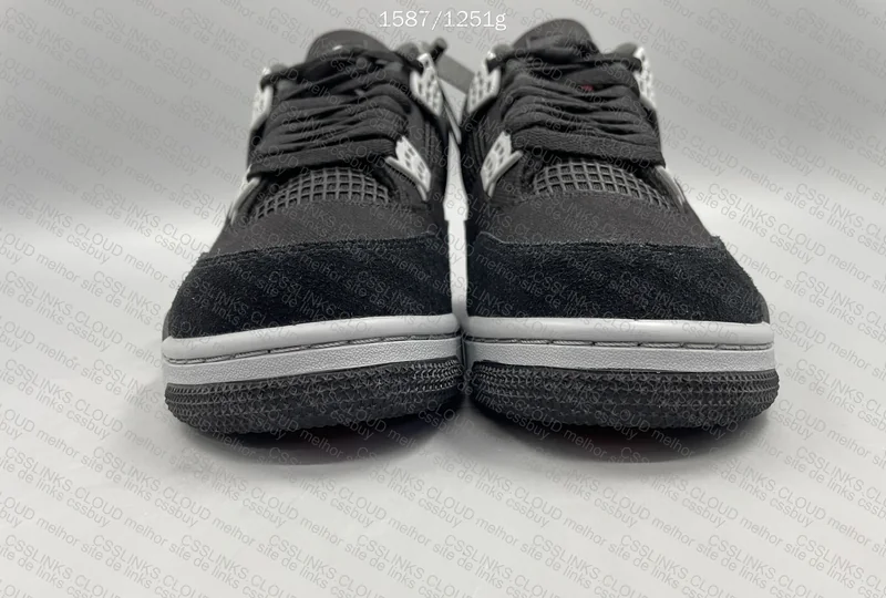 Jordan 4 "Black Canvas" 2