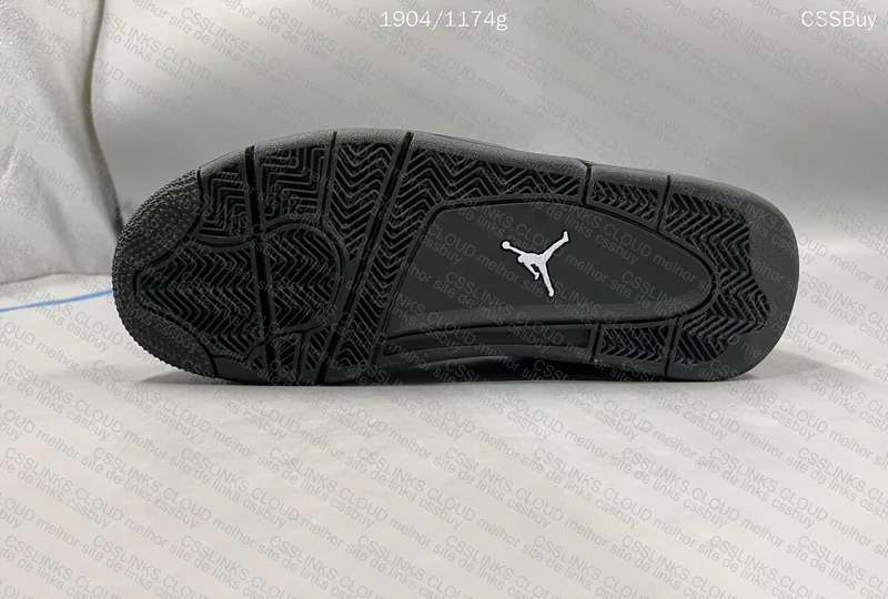 JORDAN 4 BLACK CAT 7
