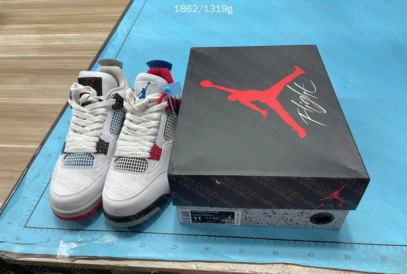 JORDAN 4 BLIND BOX 8