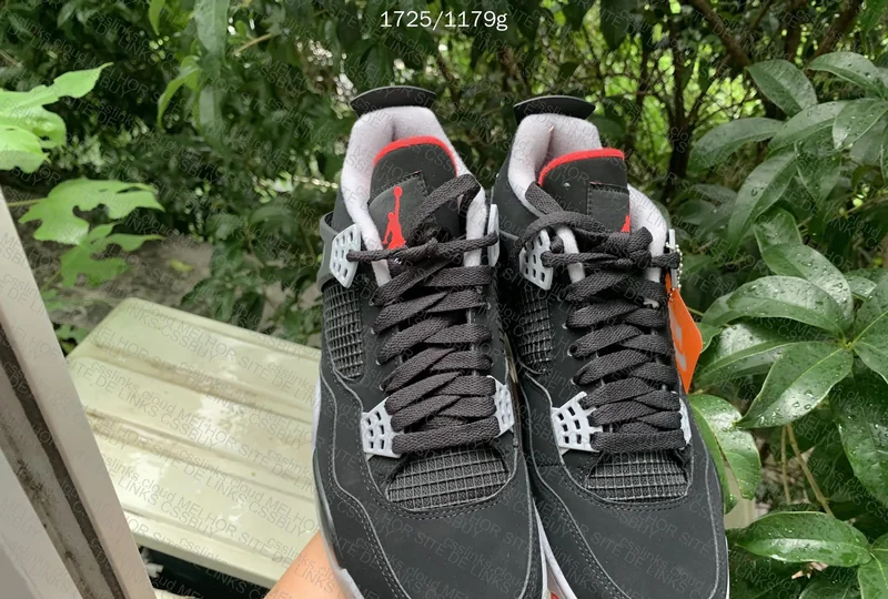 Jordan 4 Bred 9