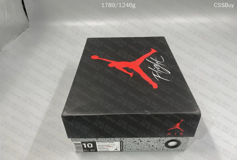 Jordan 4 Fear 7
