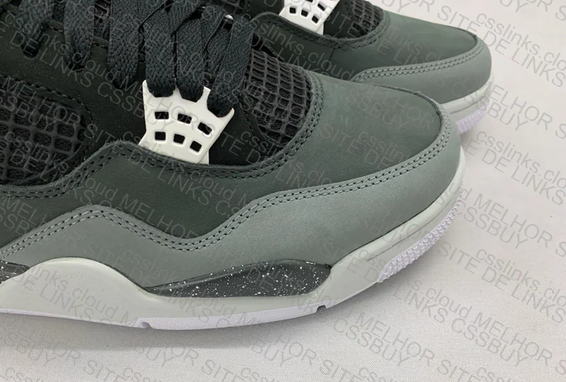 Jordan 4 Fear 4