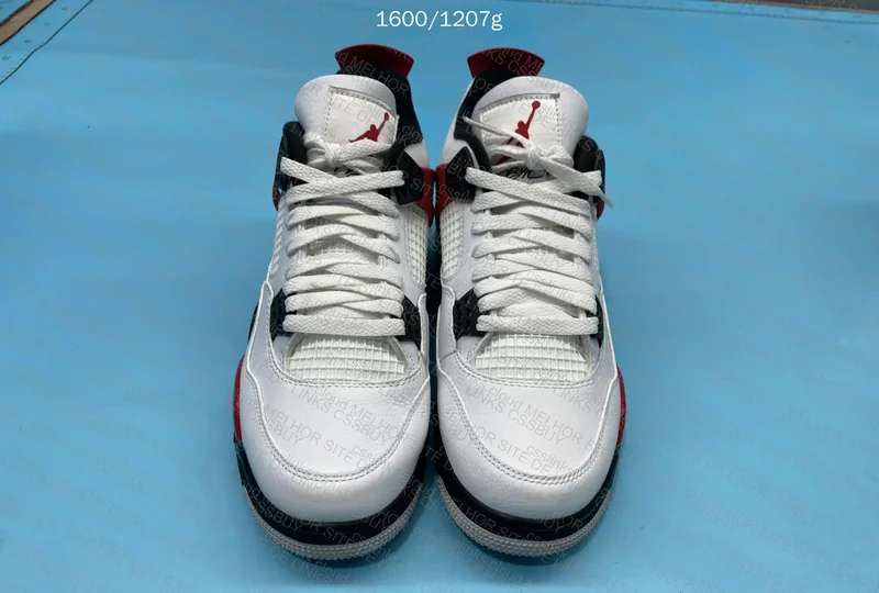 Jordan 4 Fire Red 4