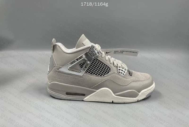 Jordan 4 frozen momento GX 3