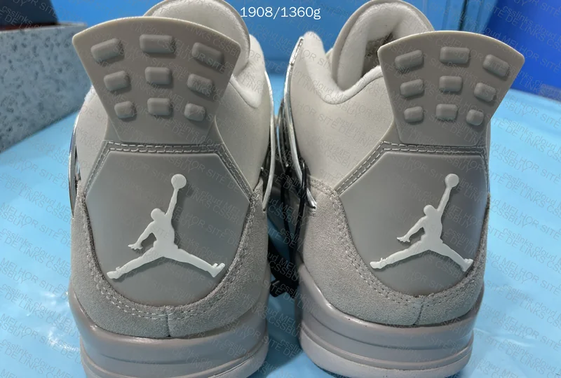 Jordan 4 Frozen Moments