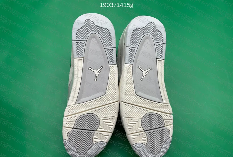 Jordan 4 Frozen Moments 3