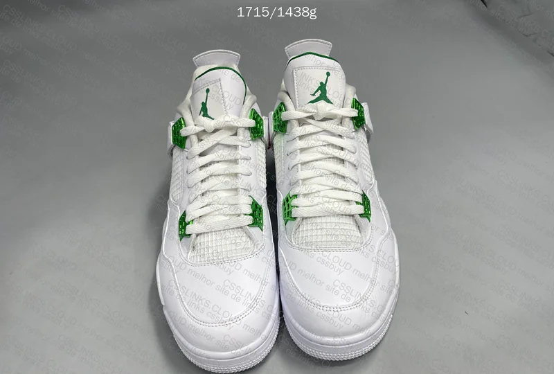 Jordan 4 Green metalic 4