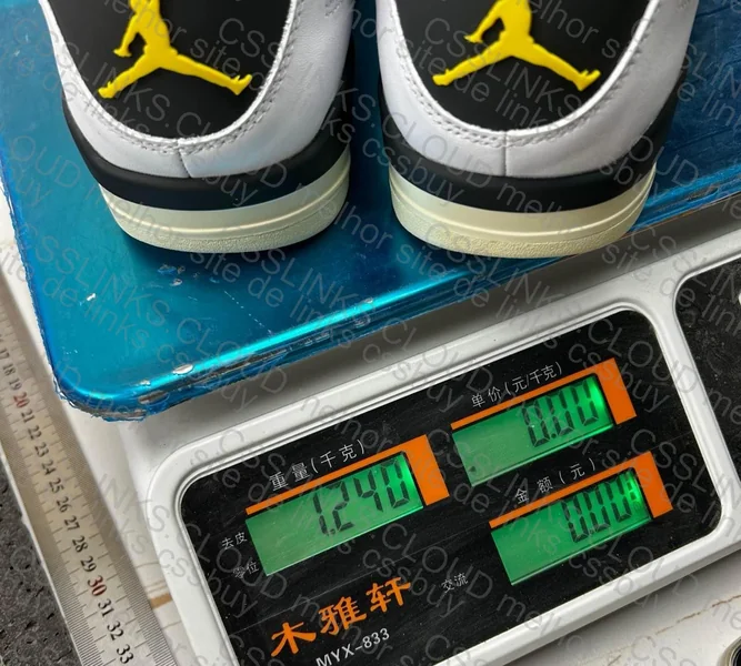 Jordan 4 GX Batch | 146 Reais 9