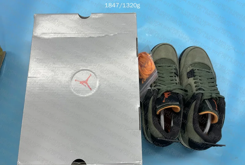 Jordan 4 invicta undefeated 2005